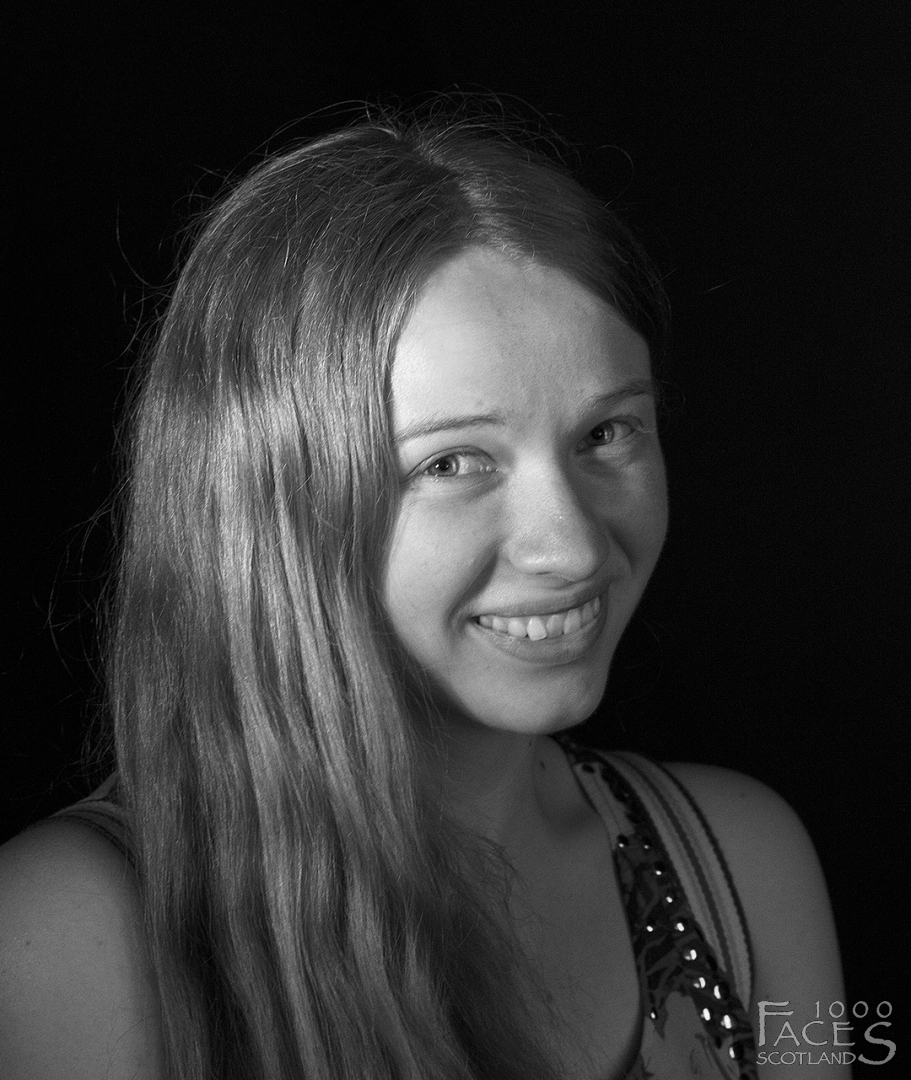 2774